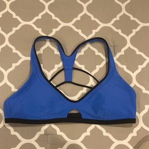 Lululemon Surf To Sand Sport Top pipe dream blue / black 8 bikini top sports bra